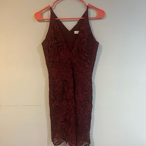Dress the Population Burgundy Lace Cocktail Dress, size small